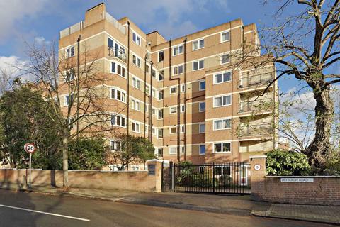 2 bedroom flat for sale, Upper Richmond Road, London SW15