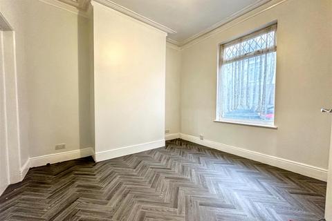 undefined, Wellsted Street, Hull HU3