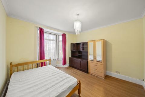 undefined, Lower Boston Road, Hanwell, W7
