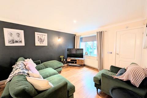 3 bedroom detached house for sale, HARVEST CRESCENT, WALTHAM
