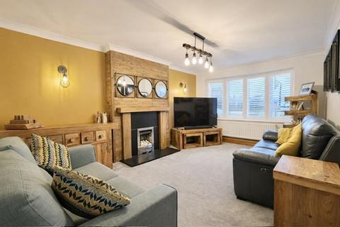 undefined, JANTON COURT, NEW WALTHAM