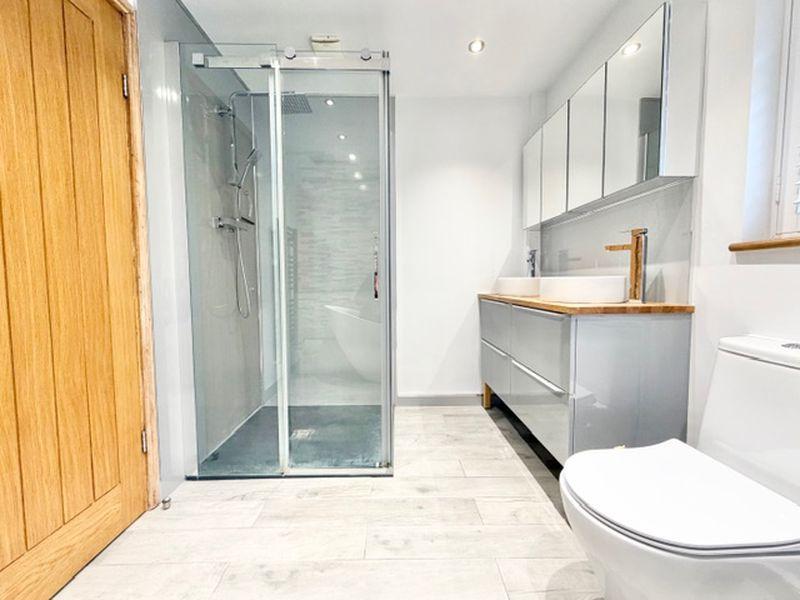 Bathroom view 2