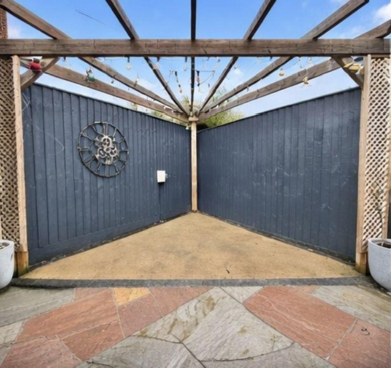 Pergola area