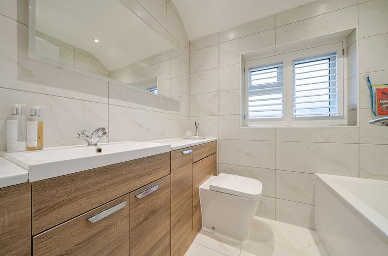 Bathroom angle 2