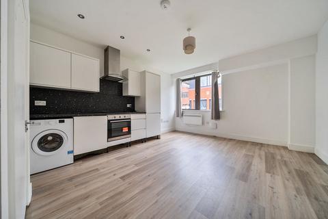 Studio to rent, Godalming GU7