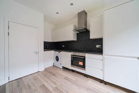 Studio to rent, Godalming GU7
