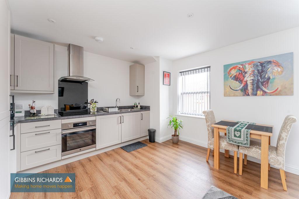 Kitchen/Dining Area