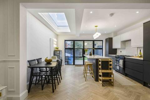 2 bedroom terraced house for sale, Lincoln Road, Sidcup