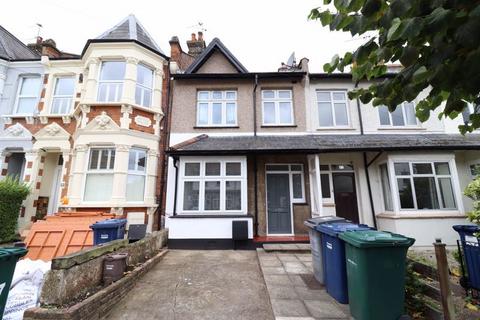 3 bedroom terraced house for sale, Parkhurst Road, Friern Barnet