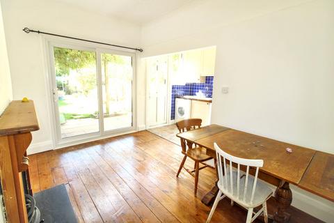 3 bedroom terraced house for sale, Parkhurst Road, Friern Barnet