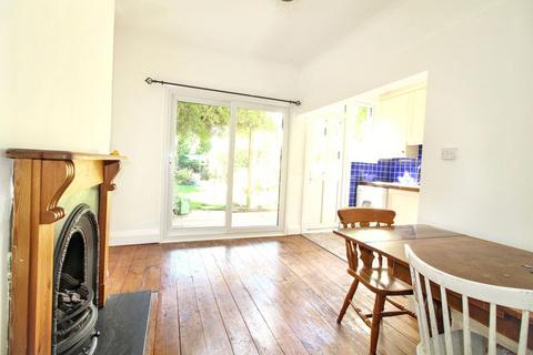 3 bedroom terraced house for sale, Parkhurst Road, Friern Barnet