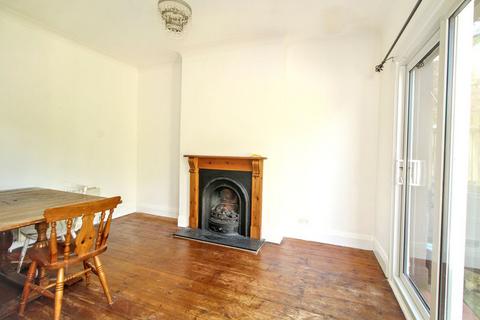 3 bedroom terraced house for sale, Parkhurst Road, Friern Barnet