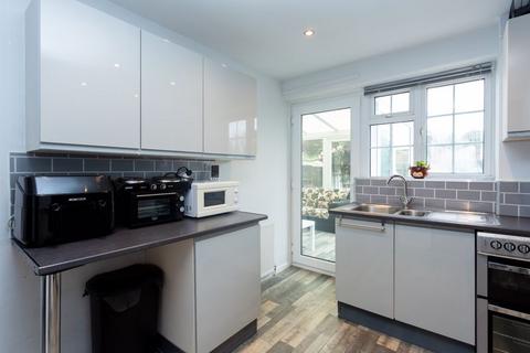 3 bedroom semi-detached house for sale, Alexandra Road, Wellington