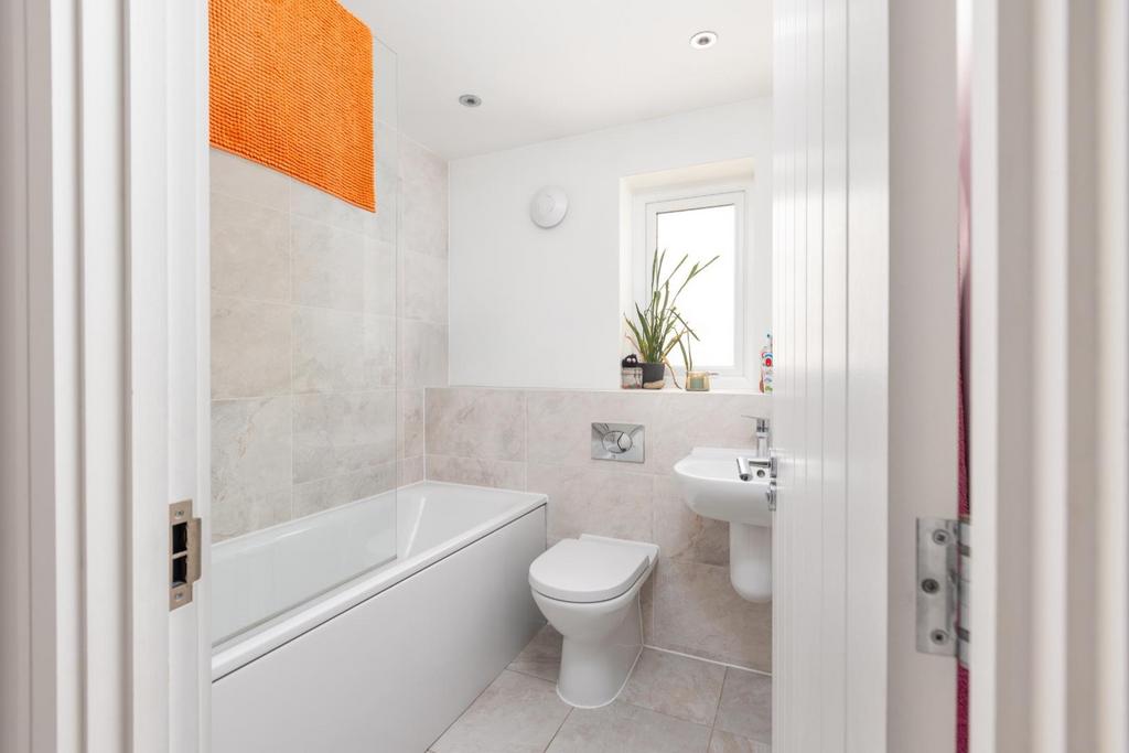 27 Mayors Road, BS49--9.jpg