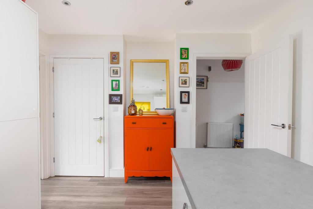 27 Mayors Road, BS49--25.jpg