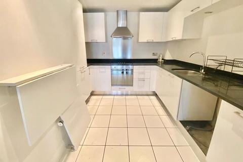 1 bedroom flat to rent, Bridgepoint Court, Old Watford Road, Bricket Wood, St. Albans, Hertfordshire, AL2 3FB