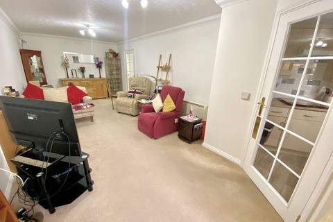 2 bedroom retirement property for sale, Trinity Street, Fareham PO16
