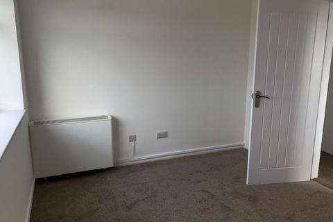 2 bedroom apartment to rent, Brighton Road, Lancing