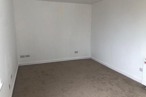 2 bedroom apartment to rent, Brighton Road, Lancing