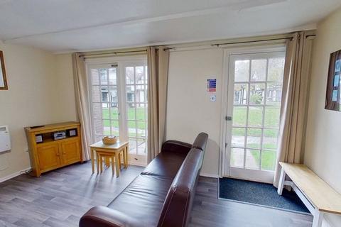 undefined, 30 Tudor Court, Tolroy Manor