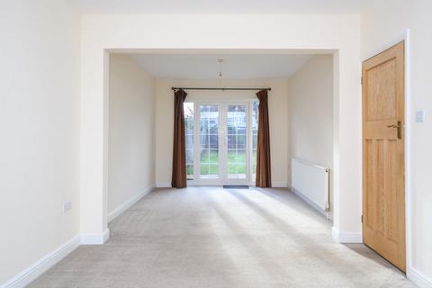 3 bedroom semi-detached house for sale, Cottimore Lane, Walton-On-Thames