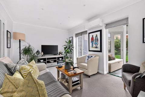 3 bedroom semi-detached house for sale, Stonebanks, Walton-On-Thames