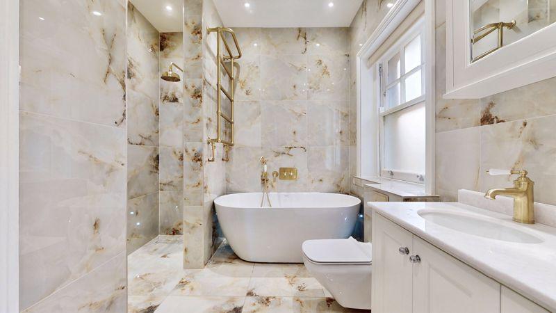 Master ensuite