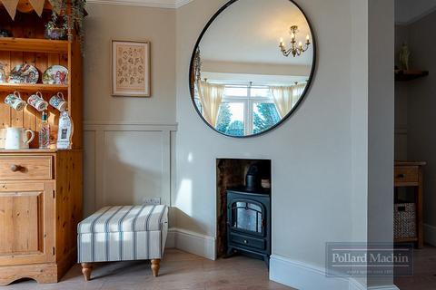 3 bedroom semi-detached house for sale, Princes Avenue, South Croydon