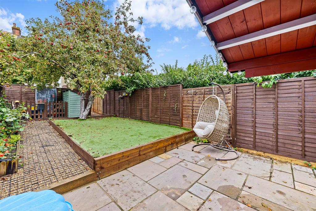 76 B Earlsbrook Road Full Res-2.jpg