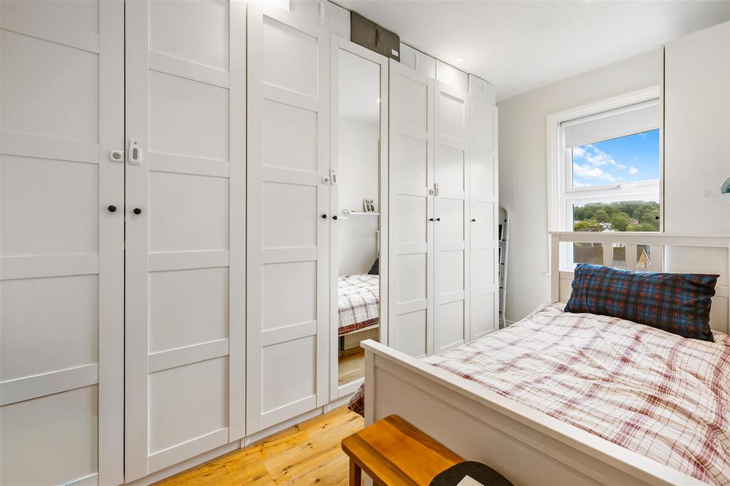 76 B Earlsbrook Road Full Res-9.jpg