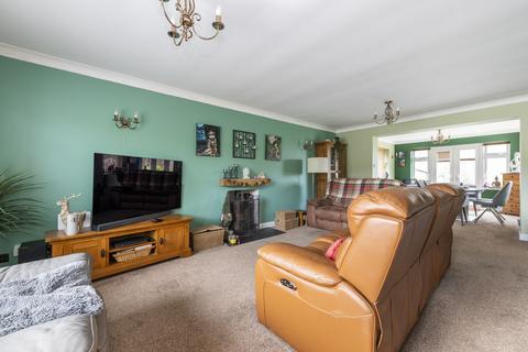 4 bedroom detached house for sale, Snatts Road, Uckfield