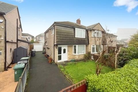 3 bedroom semi-detached house for sale, Woodside View, Cottingley, Bingley, BD16