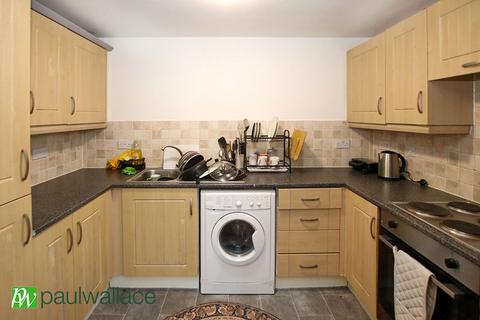 2 bedroom flat for sale, Sorbus Road, Turnford