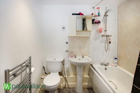 2 bedroom flat for sale, Sorbus Road, Turnford