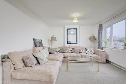 3 bedroom semi-detached house for sale, Carlton Avenue, Westcliff-on-sea, SS0