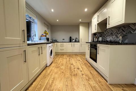 3 bedroom semi-detached house for sale, Leominster Road, Portsmouth PO6