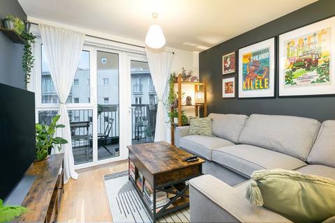 2 bedroom apartment for sale, Whitestone Way, Croydon