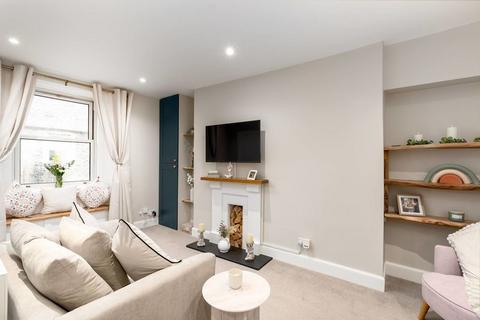 1 bedroom apartment for sale, 19 Biggiesknowe, Peebles, EH45 8HS