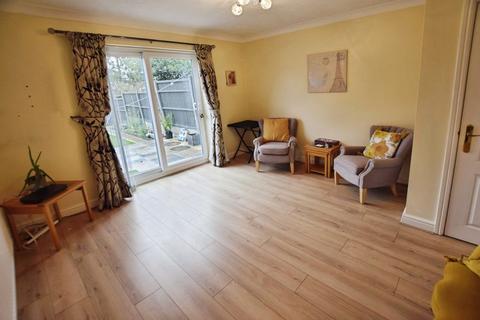 undefined, Dynevor Close, Bromham Village, Bedford