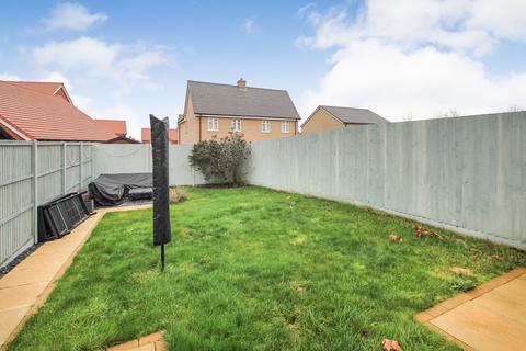 3 bedroom semi-detached house for sale, Halton Place, Bedford MK42