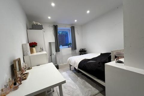 undefined, Withington M20