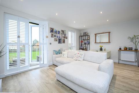 1 bedroom apartment for sale, Hawker Drive, Addlestone KT15