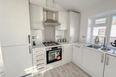 undefined, Weybridge Park Estate, Addlestone KT15