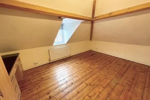 3 bedroom house for sale, West Street, Llangollen