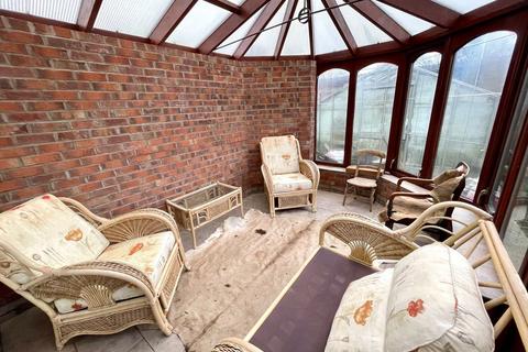 2 bedroom semi-detached house for sale, Holly Bush, Bangor-On-Dee, Wrexham