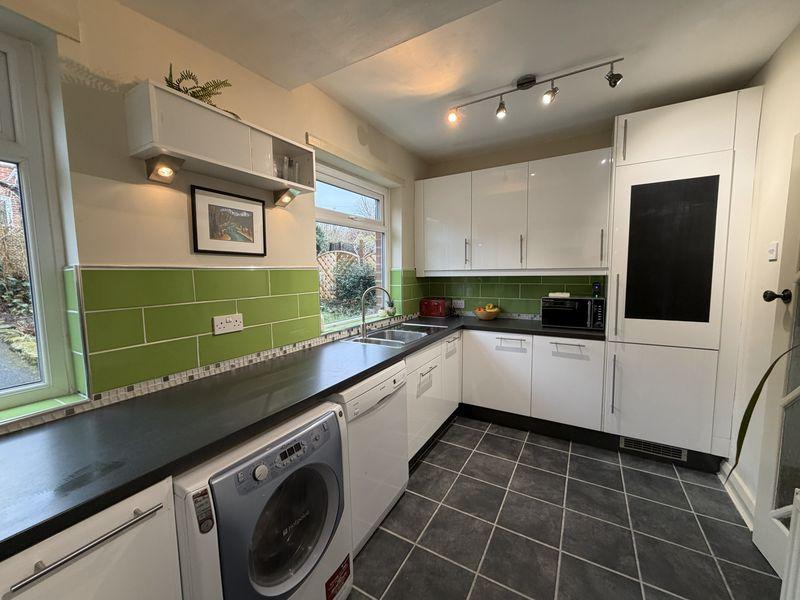 Fitted Kitchen