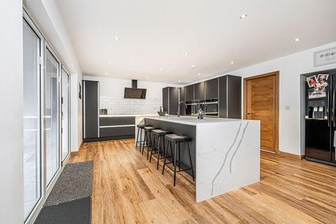 5 bedroom detached house for sale, Station Road, Lochgelly