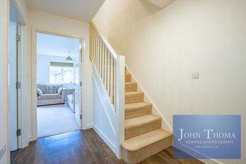 undefined, Ash Road, Chigwell IG7