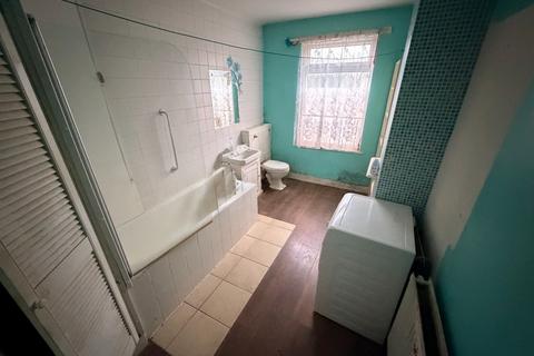 undefined, North Street, Luton