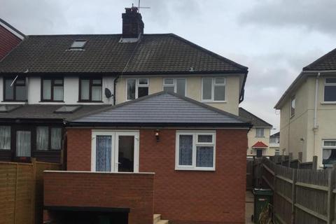 4 bedroom semi-detached house to rent, Tokyngton Avenue, Wembley HA9